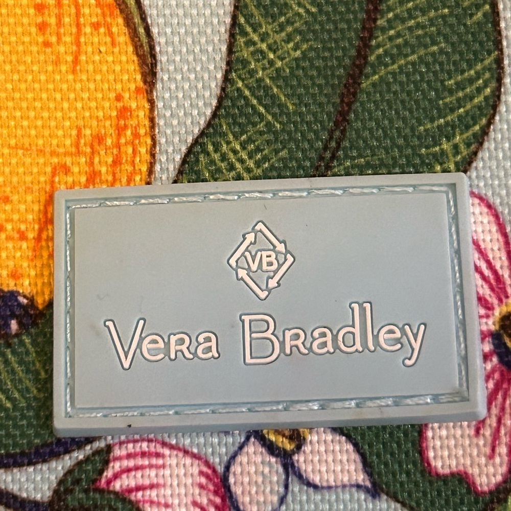 Vera Bradley Retired “Lemon Grove” Lighten Up RFID Belt Bag - Picture 9 of 12